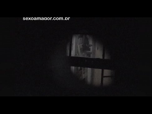 ❤️ Блондинку тайно снимает на видео соседский вуайерист, спрятанный за полыми кирпичами ❌ Жесткое порно на порно сайте loanworld.top ️